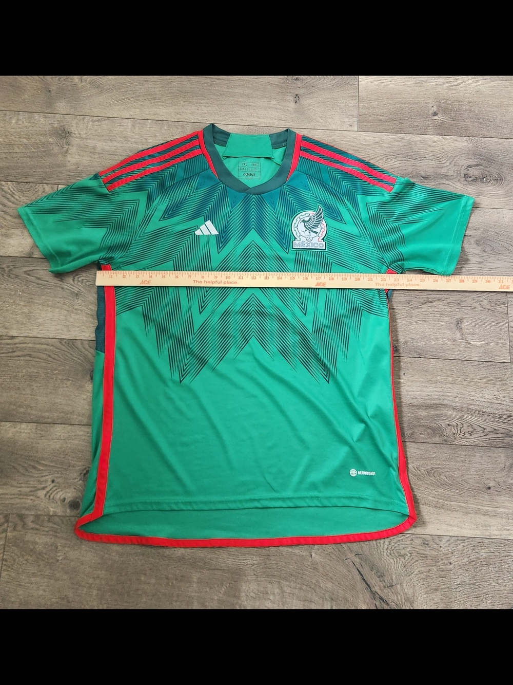 adidas Green and Red Mexico Men’s Soccer Jersey - Picture 6 of 8